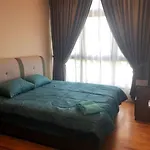 Paradigm Residence New 5-6Pax
